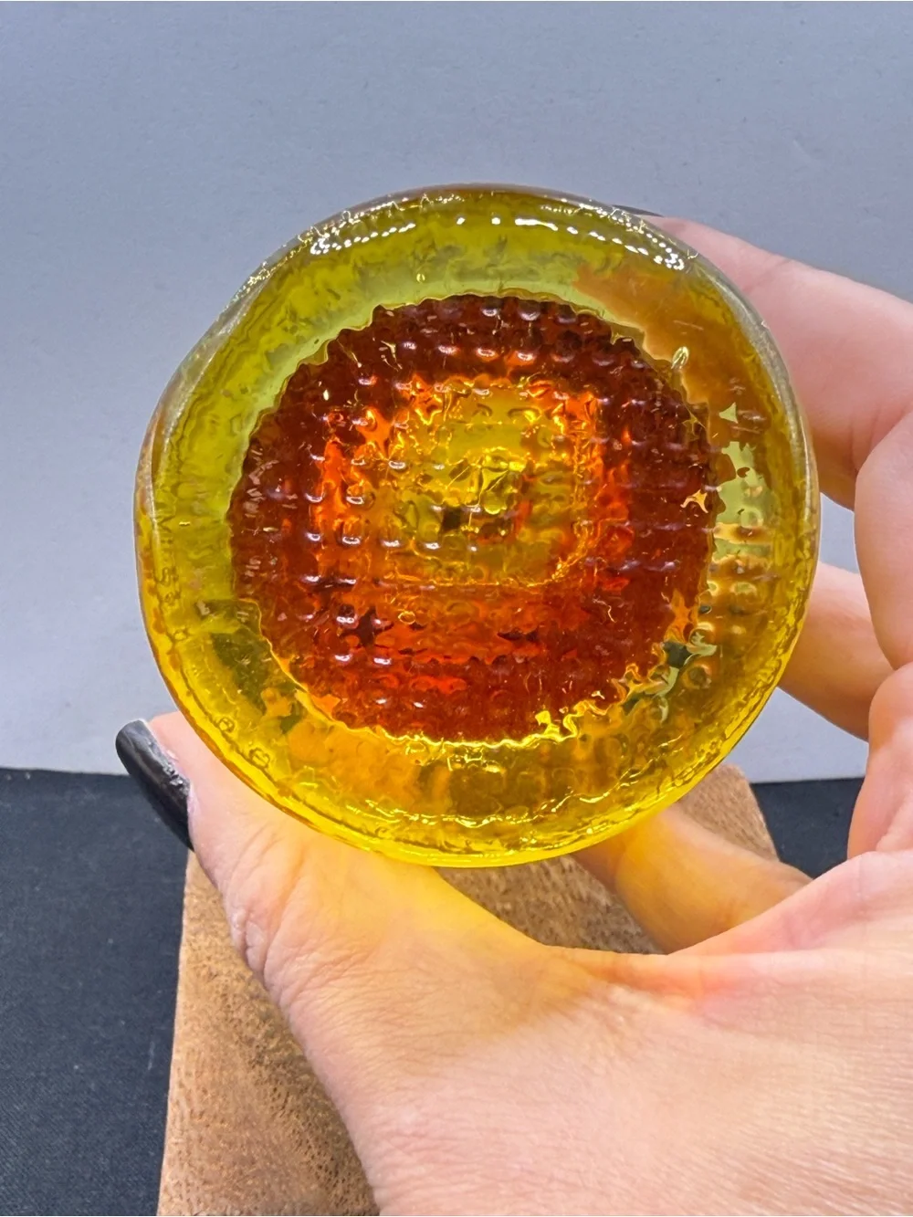*GLOWS* Vintage 1970s Pilgrim Glass Amberina Owl Figurine – With Original Label!